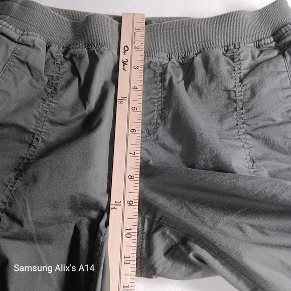 Eddie‎ Bauer Women Pants Size 8 Mility Green Cargo Capri Hiking Cotton Blend - Picture 9 of 11